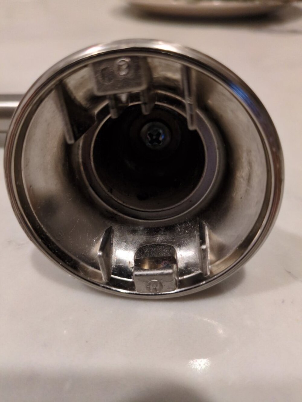 Pivoting Double Post Bathroom Toilet Roll/Toilet Paper Holder in Brushed Nickel - Picture 7 of 8